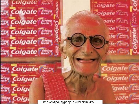 colgate n-a poftim educatie)) halal reclama radeti voi dar cati bani si-o luat moshulik reclama